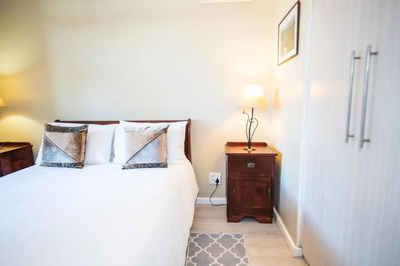 107 Hallack Du Parc Apartment Port Elizabeth